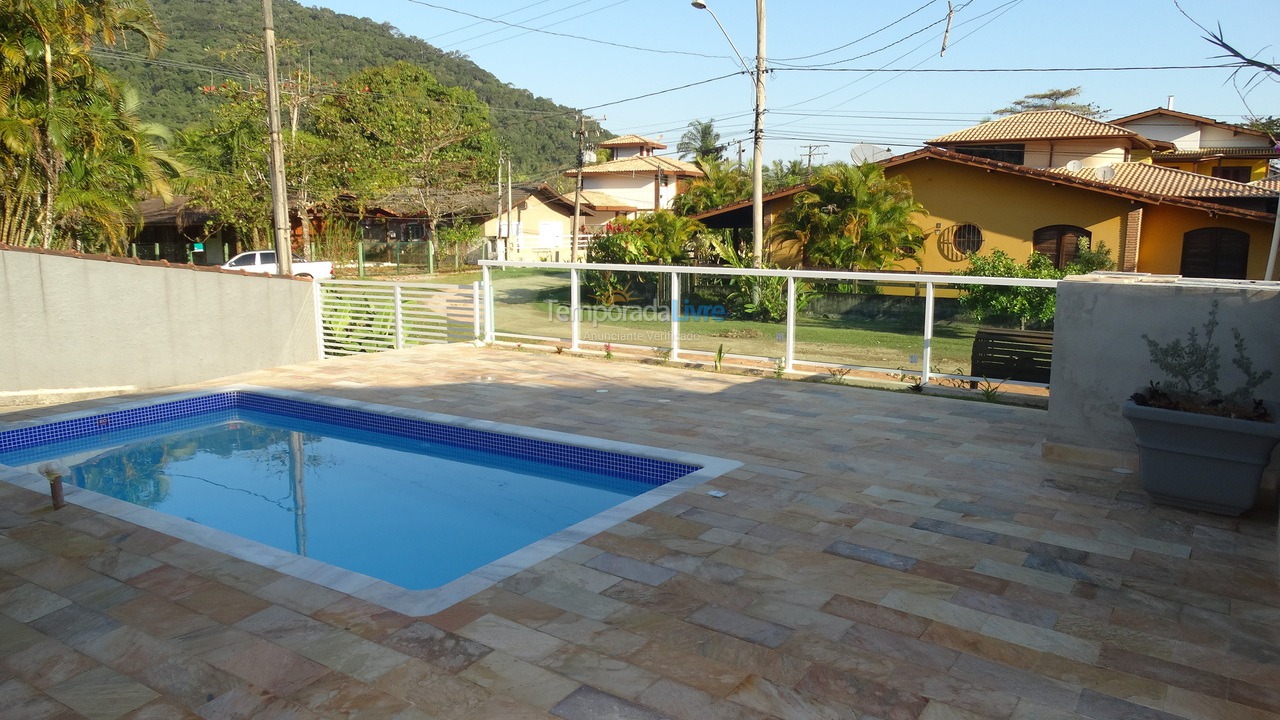 Casa para aluguel de temporada em Ubatuba (Lagoinha)