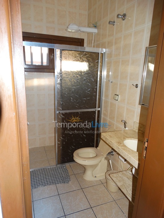 Casa para aluguel de temporada em Ubatuba (Lagoinha)