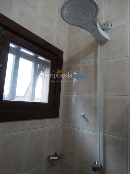 Casa para aluguel de temporada em Ubatuba (Lagoinha)