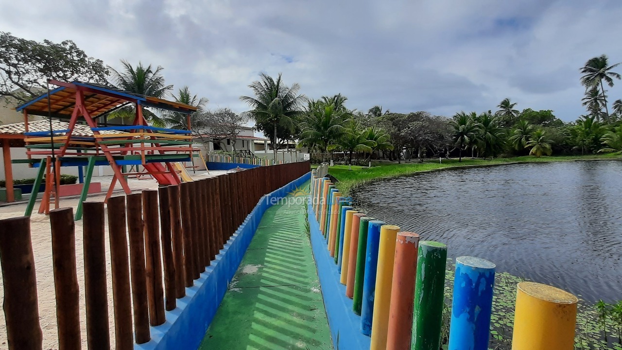 Casa para aluguel de temporada em Camaçari (Barra do Jacuípe)