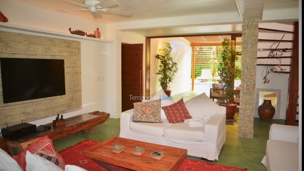 House for vacation rental in São Sebastião (Praia da Baleia)