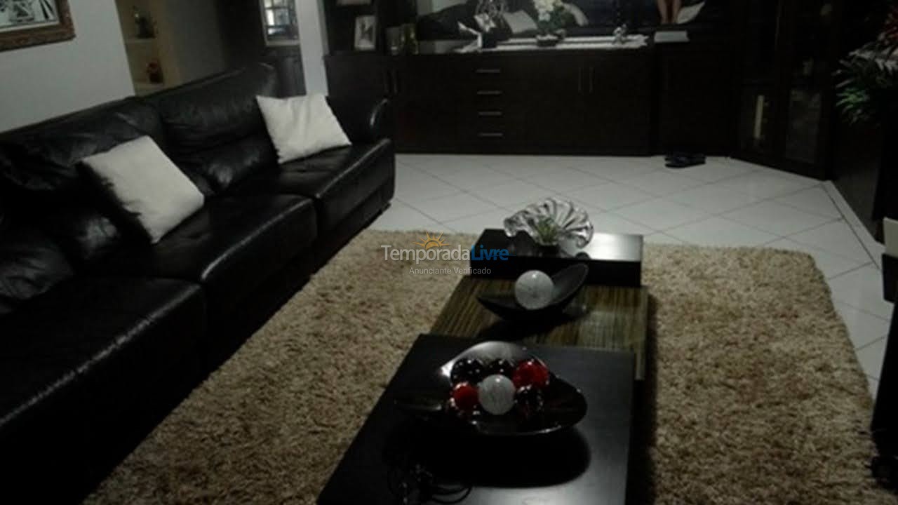 Casa para aluguel de temporada em Foz do Iguaçu (Jardim Iguacu)