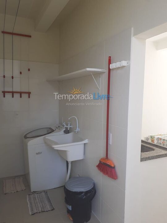 Casa para aluguel de temporada em Bombinhas (Praia de Zimbros)