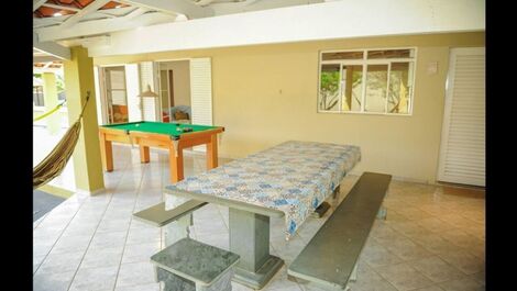 Varanda e área da churrasqueira