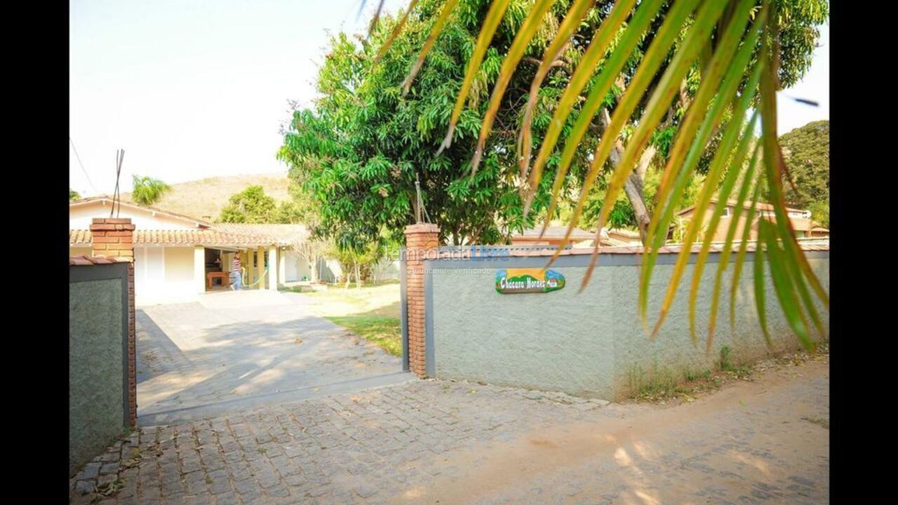 Chácara / sítio para aluguel de temporada em Socorro (Pompéia)