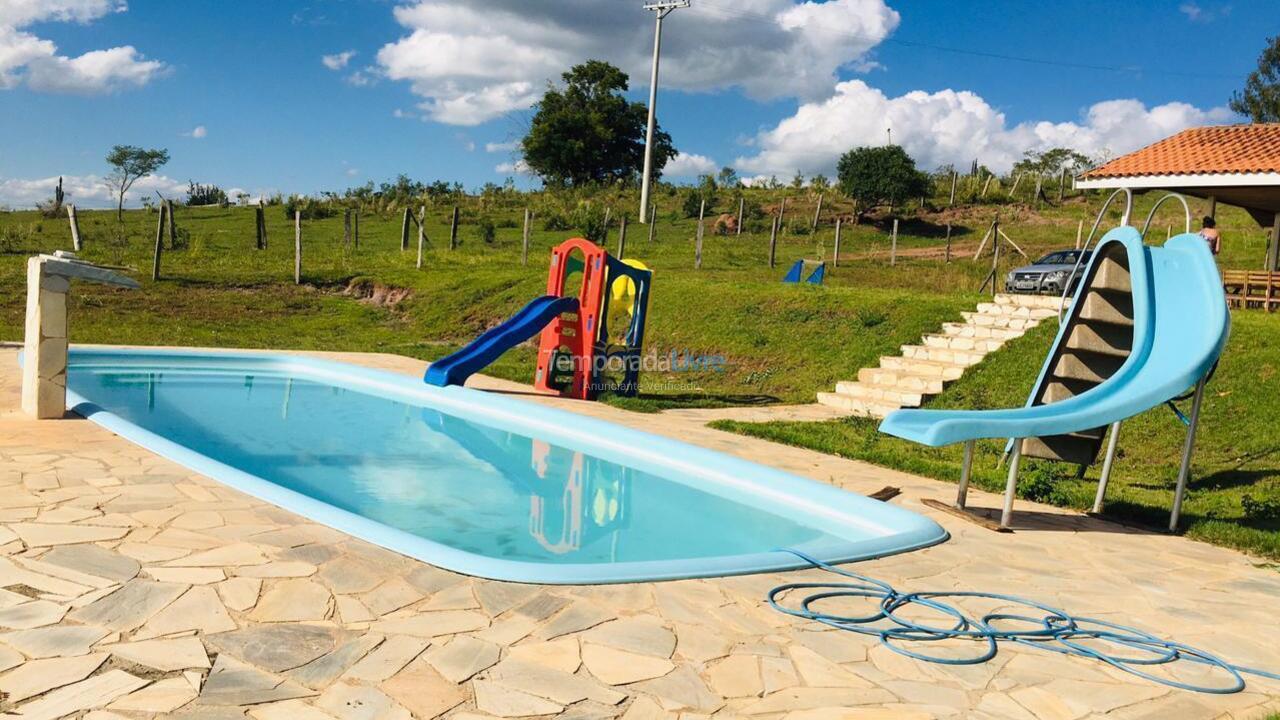 Granja para alquiler de vacaciones em Porangaba (Porangaba)