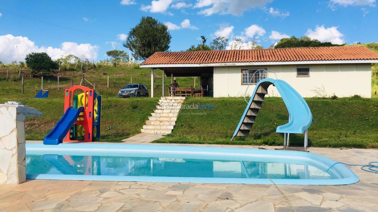 Granja para alquiler de vacaciones em Porangaba (Porangaba)