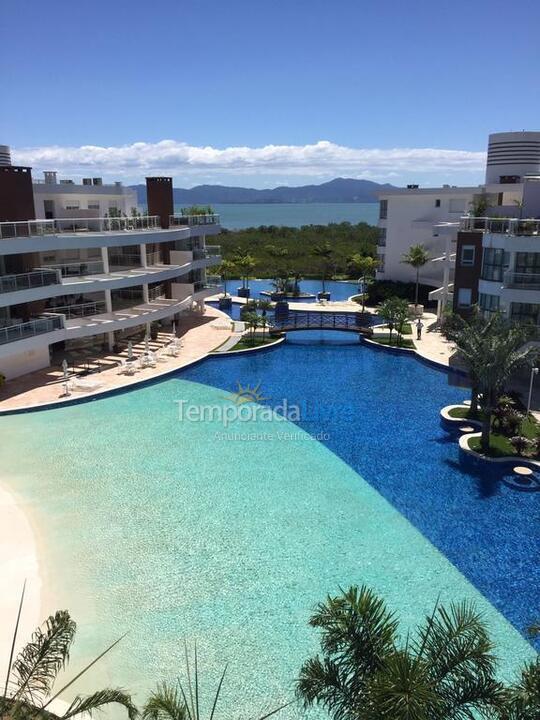 Apartamento para aluguel de temporada em Florianópolis (Cachoeira do Bom Jesus)
