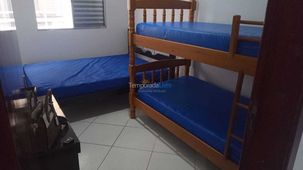 Apartment for vacation rental in Ubatuba (Praia das Toninhas)