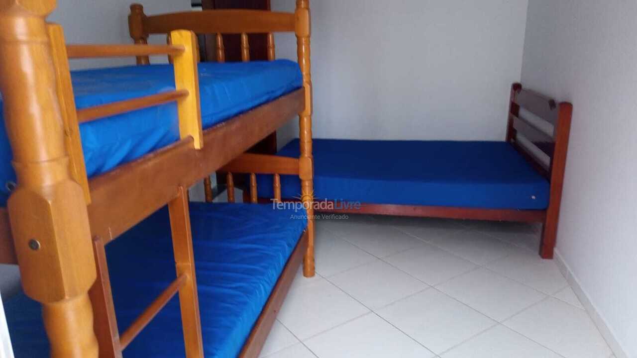 Apartment for vacation rental in Ubatuba (Praia das Toninhas)