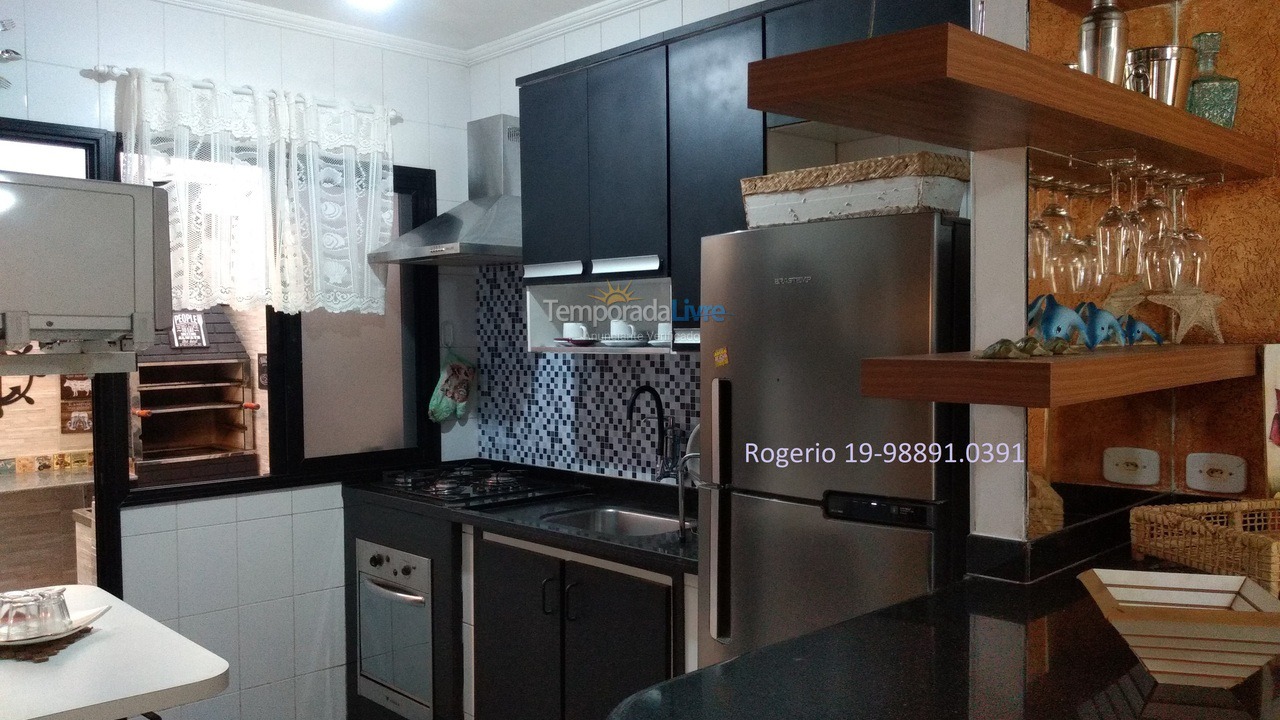 Casa para aluguel de temporada em Ubatuba (Maranduba)