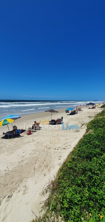 Apartment for vacation rental in Matinhos (Balneário Ipacaraí)