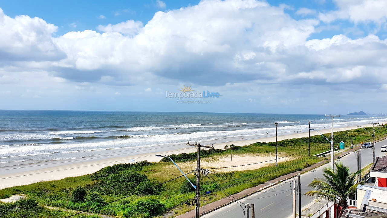 Apartment for vacation rental in Matinhos (Balneário Ipacaraí)