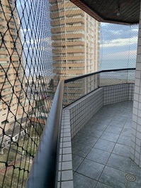 Vista para o mar da sacada 