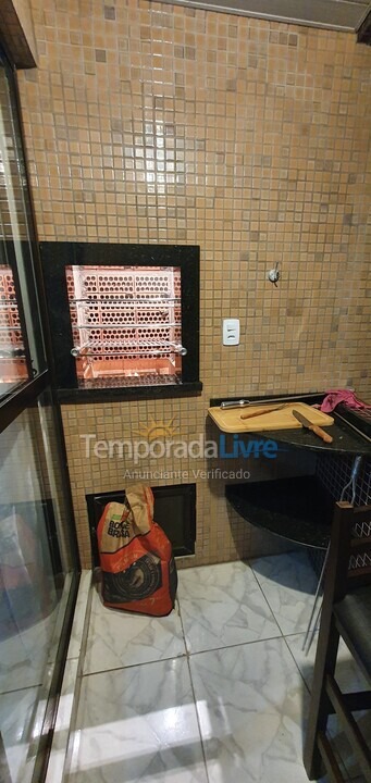 Apartment for vacation rental in Matinhos (Balneário Ipacaraí)