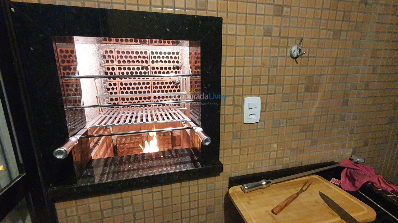 Apartment for vacation rental in Matinhos (Balneário Ipacaraí)