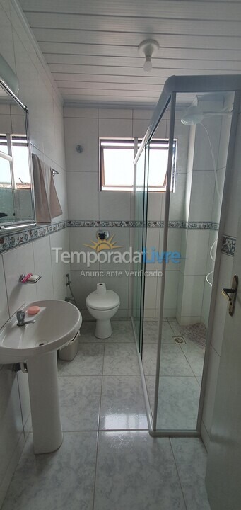 Apartment for vacation rental in Matinhos (Balneário Ipacaraí)