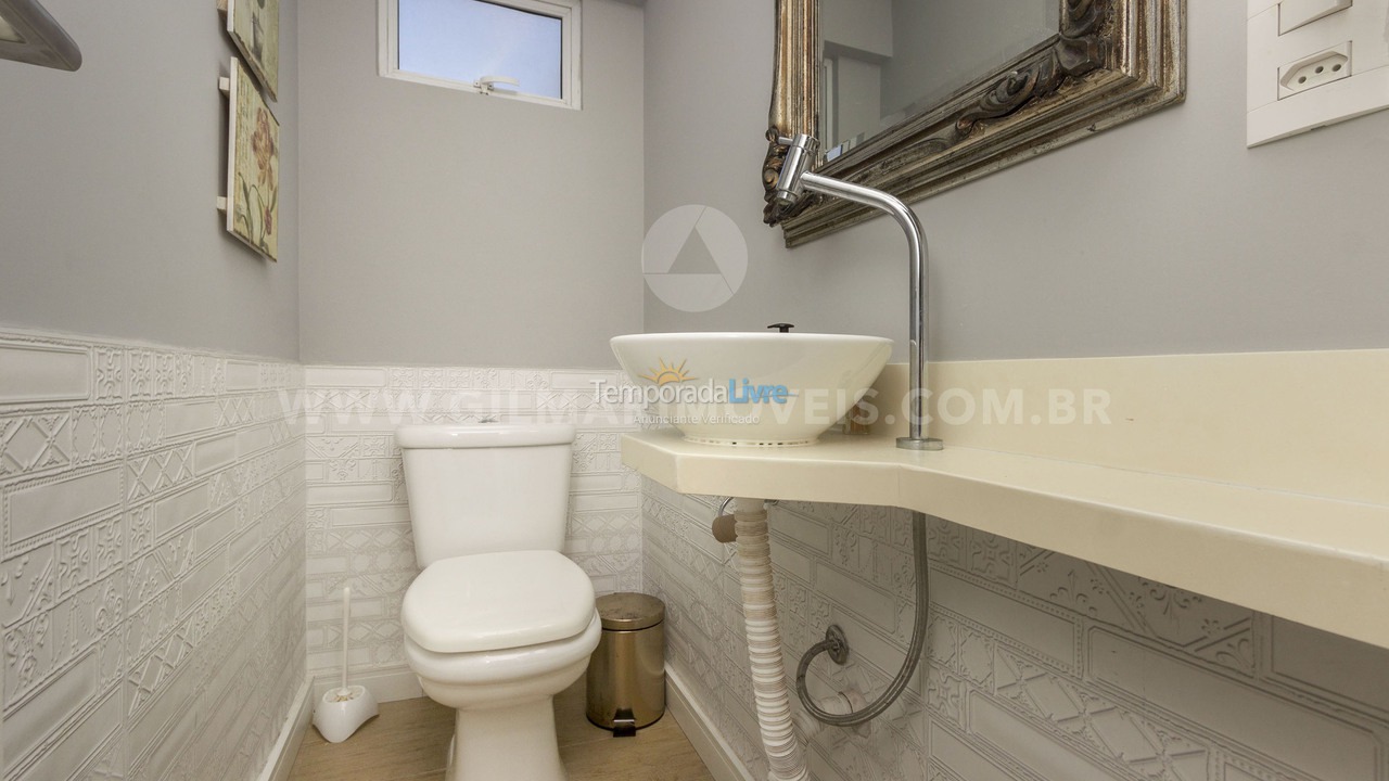 Casa para aluguel de temporada em Bombinhas (Canto Grande)