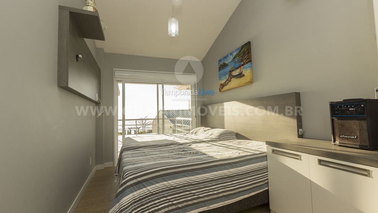 Casa para aluguel de temporada em Bombinhas (Canto Grande)