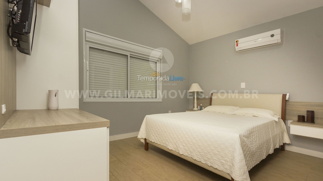 Casa para aluguel de temporada em Bombinhas (Canto Grande)