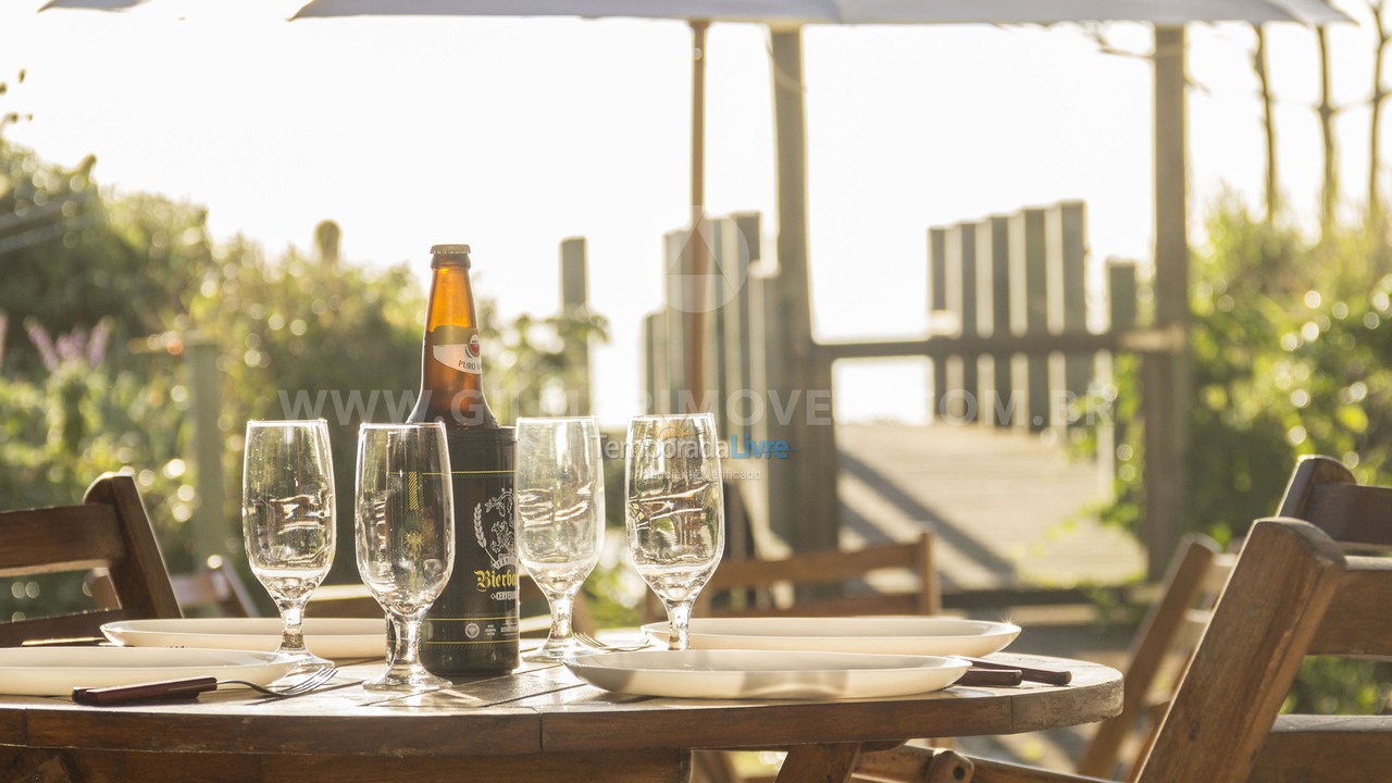 Casa para aluguel de temporada em Bombinhas (Canto Grande)