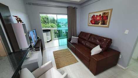 PRAIA DE BOMBAS PARA ALUGAR POR TEMPORADA 2 DORM.