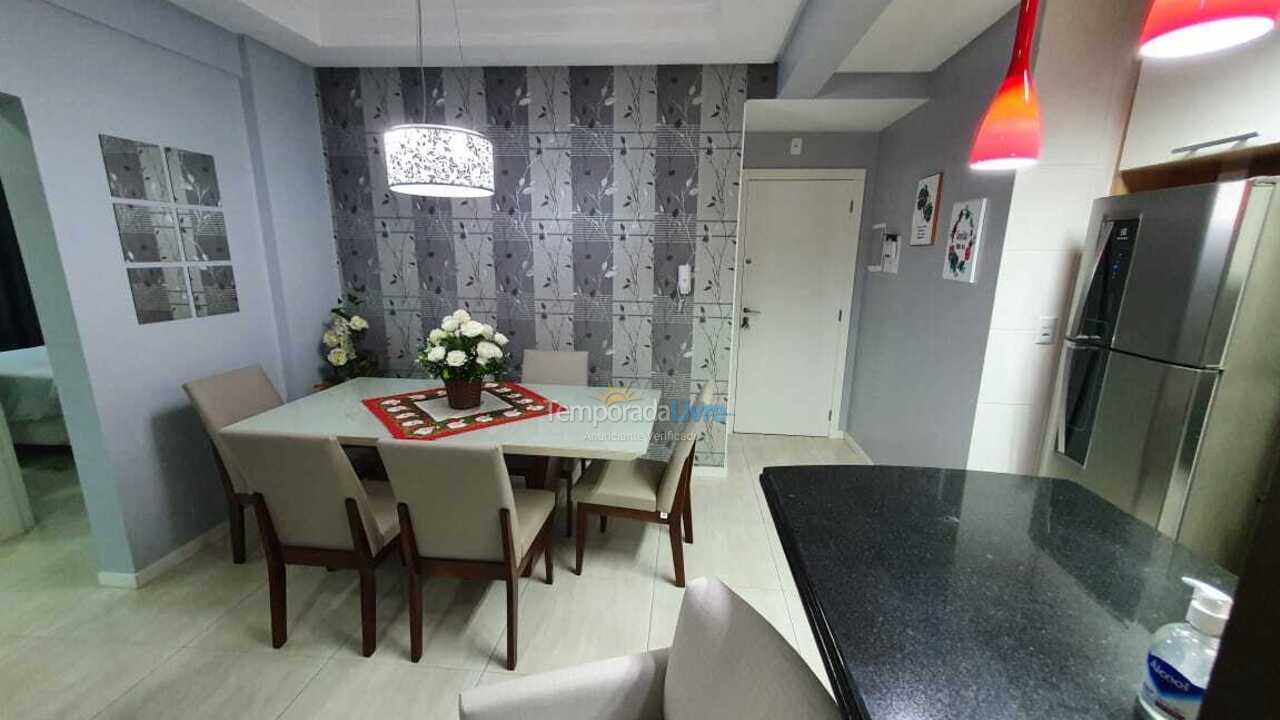 Apartamento para aluguel de temporada em Bombinhas (Praia de Bombas)