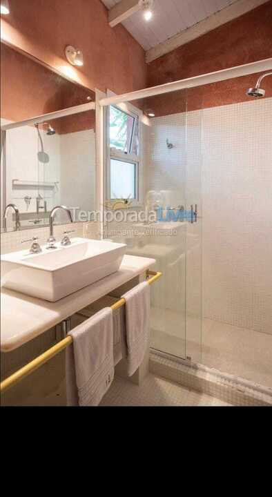 Casa para aluguel de temporada em São Sebastião (Barra do Una)