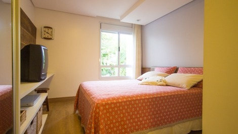 APARTMENT CONDOMINIUM AGUAS CLARAS CACHOEIRA DO BOM JESUS OVER THE SEA