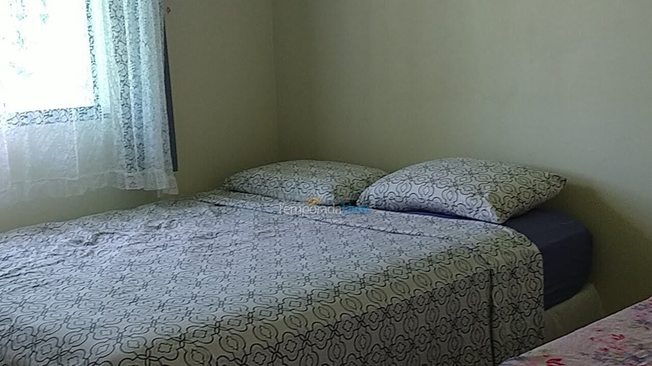 Chácara / sítio para aluguel de temporada em Imbituba (Sambaqui)