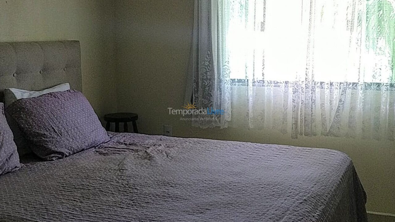 Chácara / sítio para aluguel de temporada em Imbituba (Sambaqui)