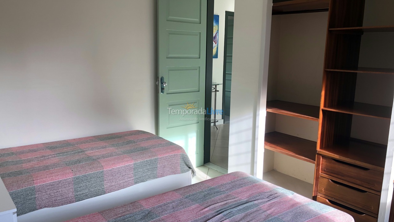 Casa para aluguel de temporada em Guarapari (Praia do Morro)