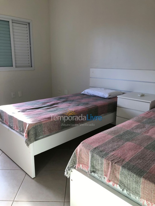 Casa para aluguel de temporada em Guarapari (Praia do Morro)