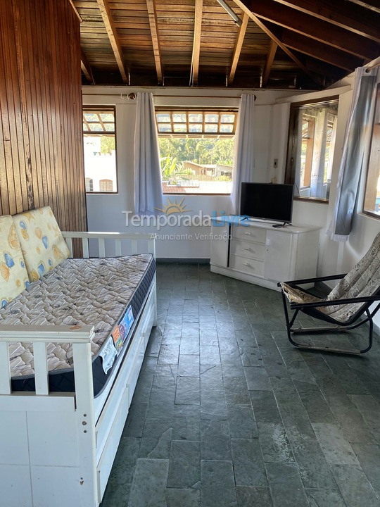 Casa para alquiler de vacaciones em Ubatuba (Pereque Açu)