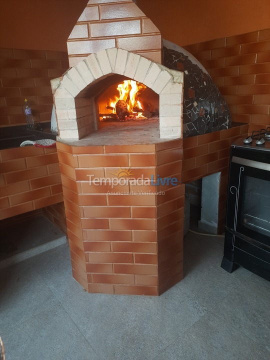 Casa para alquiler de vacaciones em Guaratuba (Barra do Saí)