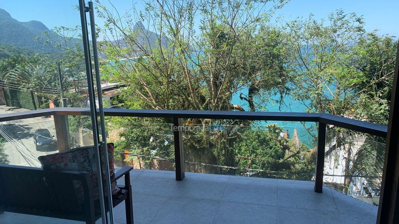 Casa para aluguel de temporada em Rio de Janeiro (Barra da Tijuca)