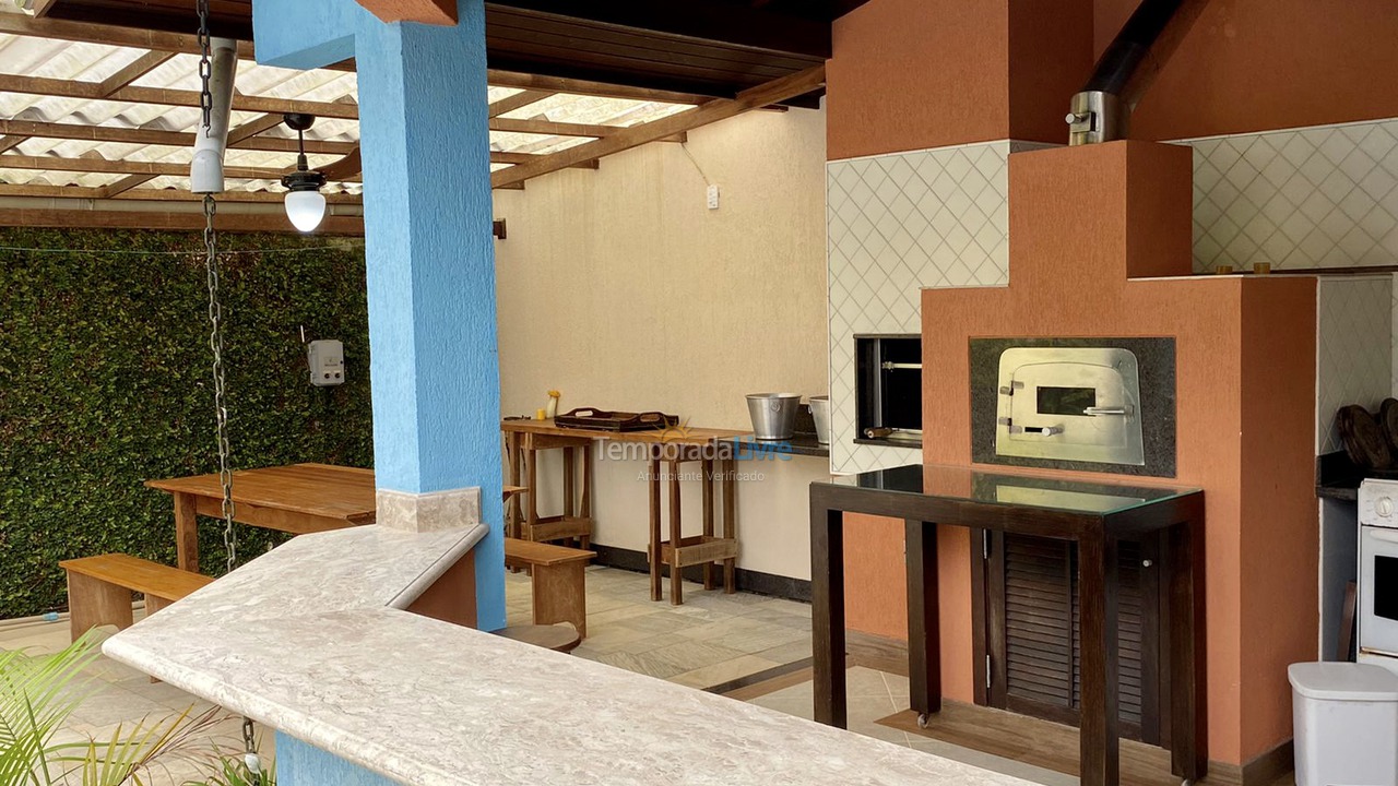 Casa para alquiler de vacaciones em São Sebastião (Praia da Jureia)