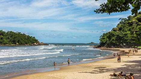 Casa em condomínio fechado frente mar pé na areiaWhatsapp11982003644