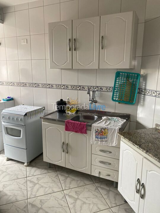 Apartment for vacation rental in Matinhos (Balneário Ipacaraí)