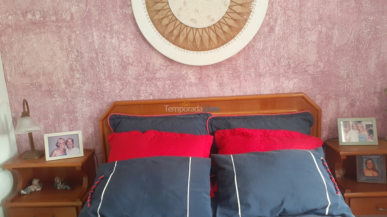 Apartment for vacation rental in Guarujá (Enseada)