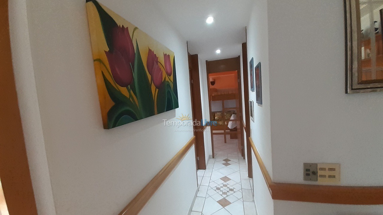 Apartment for vacation rental in Guarujá (Enseada)
