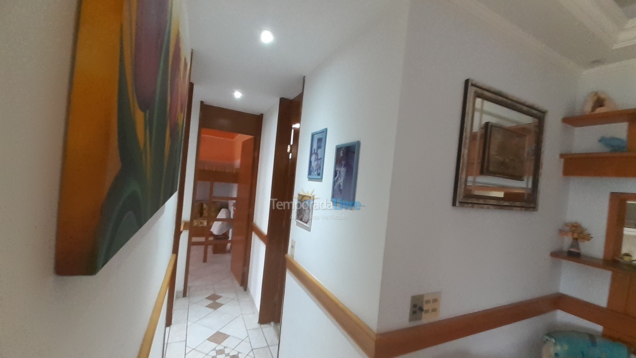 Apartment for vacation rental in Guarujá (Enseada)