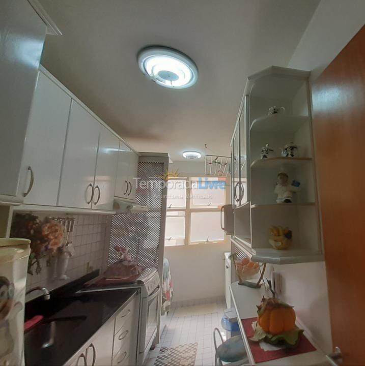 Apartment for vacation rental in Guarujá (Enseada)