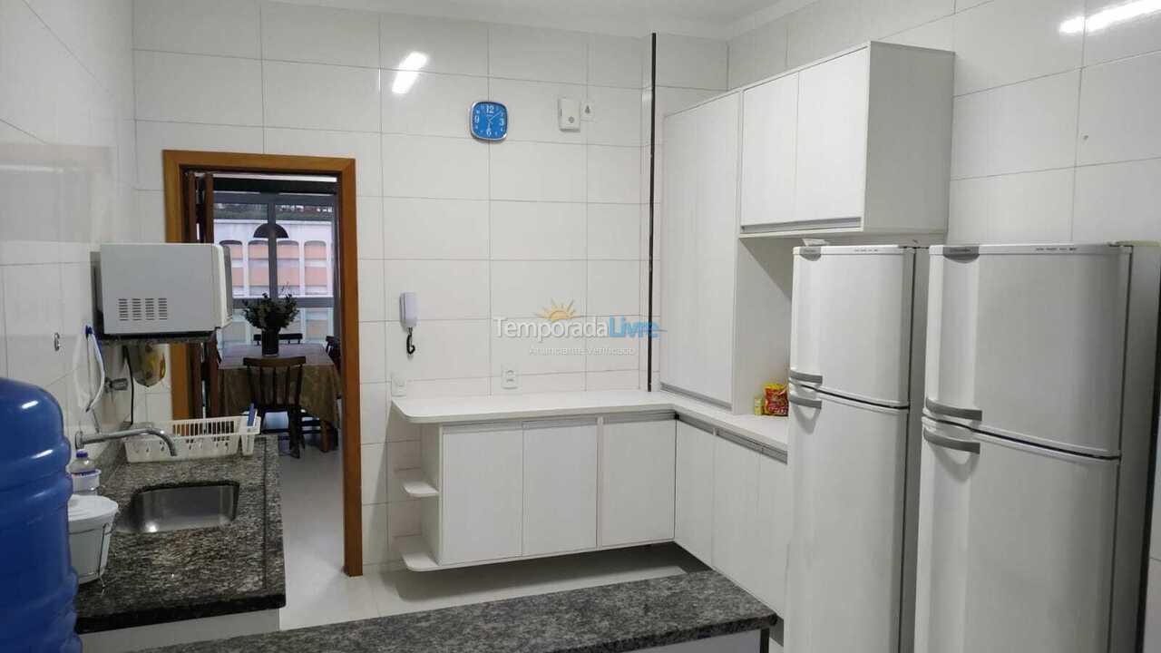 Apartamento para alquiler de vacaciones em Guarujá (Pitangueiras)