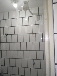 Temporada 03 qtos, 02 wc Mob. 05 minutos praia Itaparica andando!!!