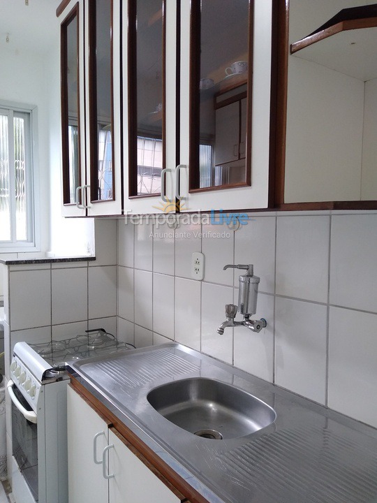 Apartamento para aluguel de temporada em Vila Velha (Praia de Itaparica)