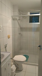 Temporada 02 qtos, 01 wc Mob. 05 minutos praia Itaparica andando!!!