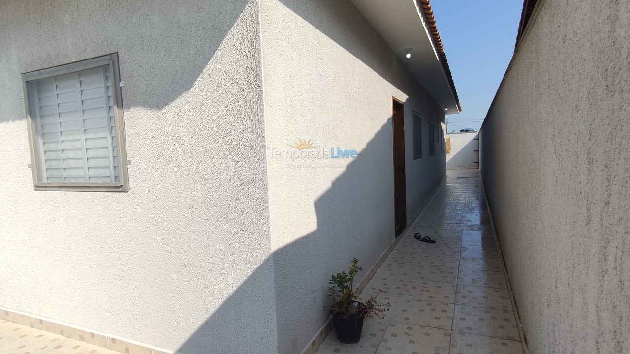 House for vacation rental in Itanhaém (Bopiranga)