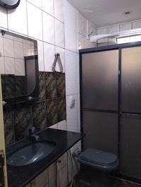 Temporada 03 habitaciones, 01 wc Mob. 05 minutos caminando playa Itaparica !!!