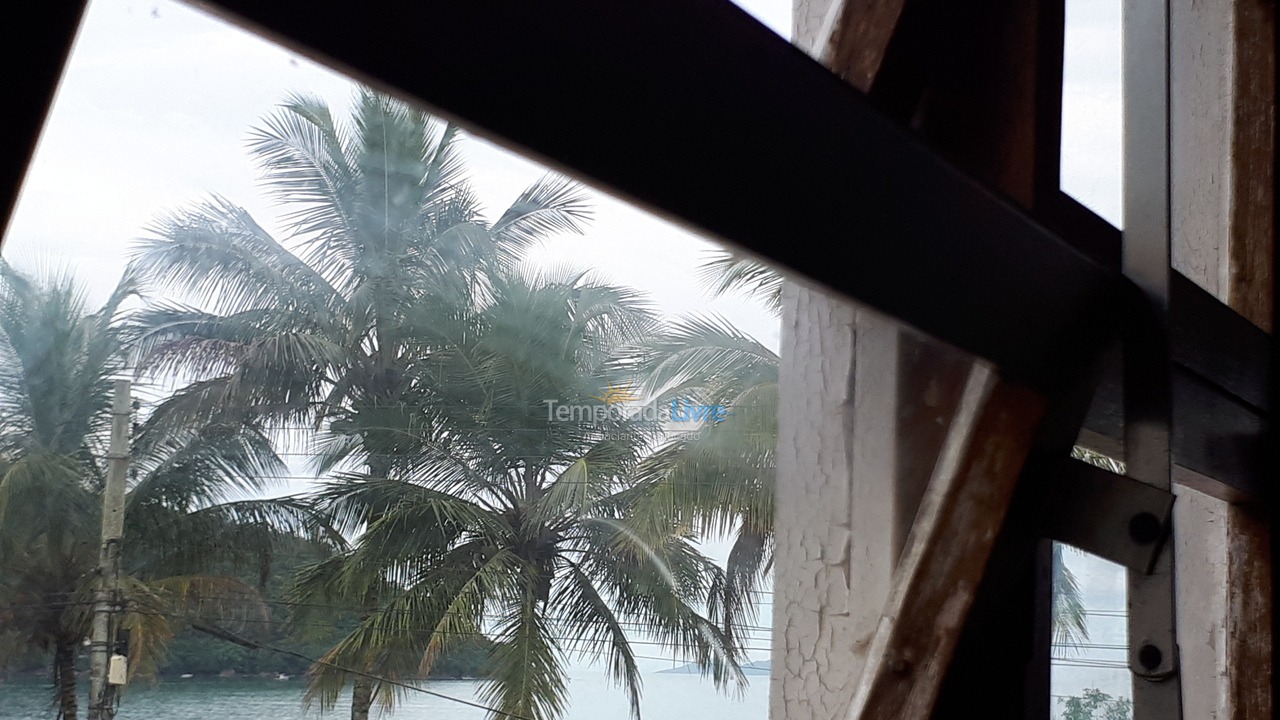 Casa para aluguel de temporada em Ubatuba (Lagoinha)